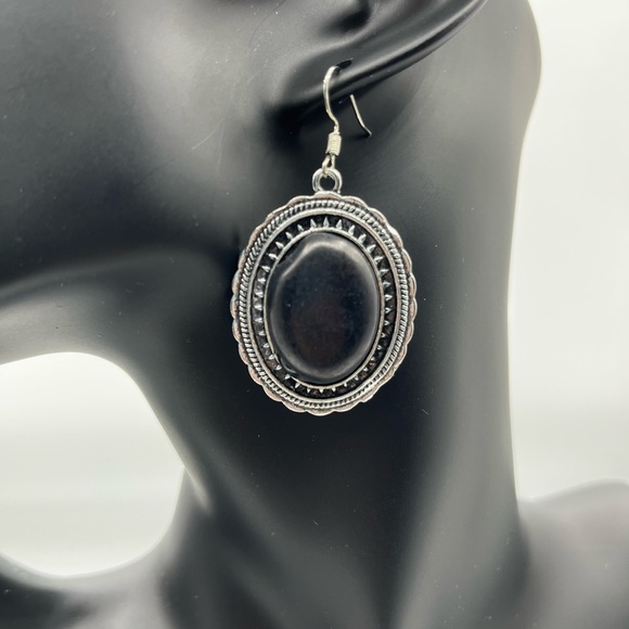 WOMEN’S Vintage Oval Cabochon Semiprecious Metal Earrings Silvertone - Picture 7 of 14